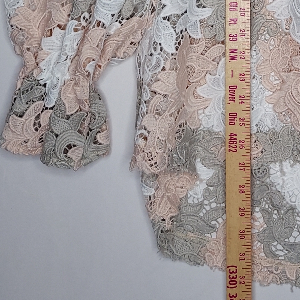 POL Oversize Button Collar Shirt Large Lace Floral Puffed Sleeve Pocket Shacket‎ - Picture 5 of 10